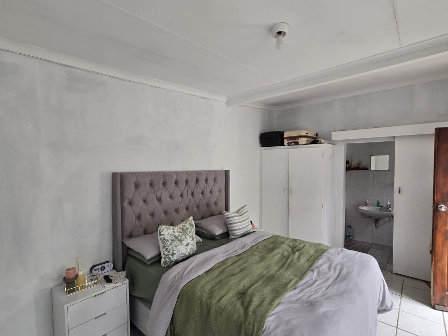 10 Bedroom Property for Sale in West Bank Eastern Cape